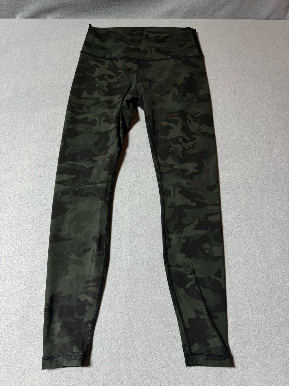 lululemon athletica Olive Green & Black Camo Leggings Size 8